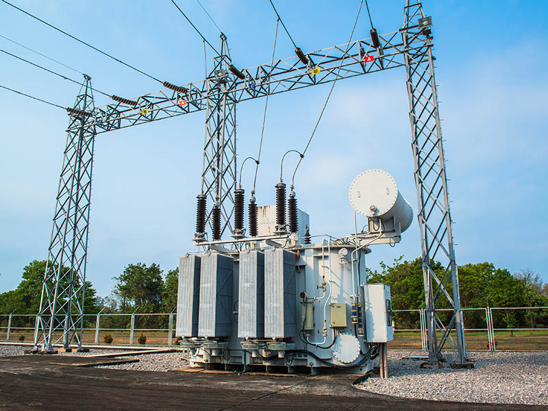 কেন একটি ভোল্টেজ নিয়ন্ত্রক ব্যবহার?